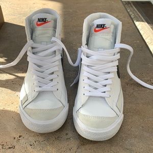 Nike Blazer Mid ‘77